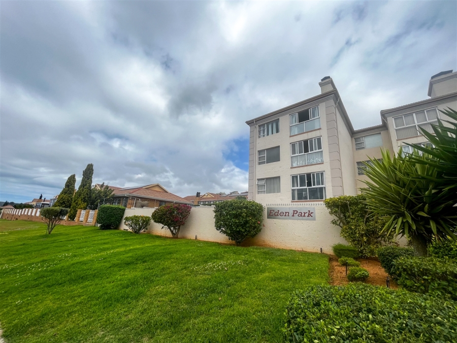 3 Bedroom Property for Sale in Hartenbos Central Western Cape